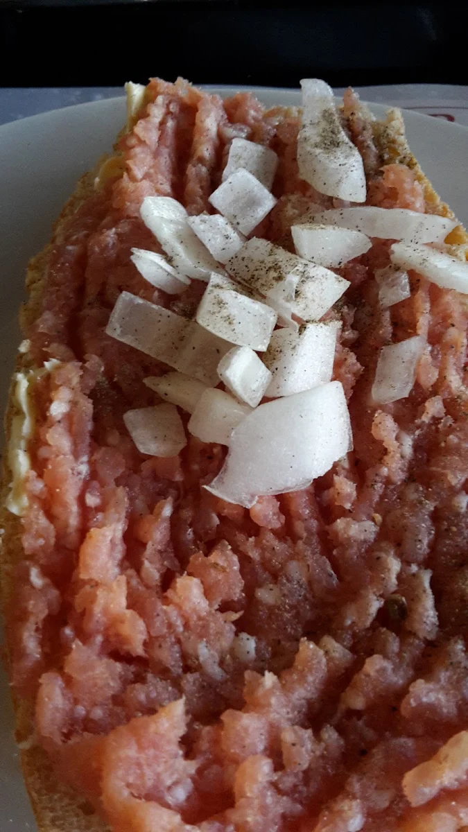 Mettbrötchen