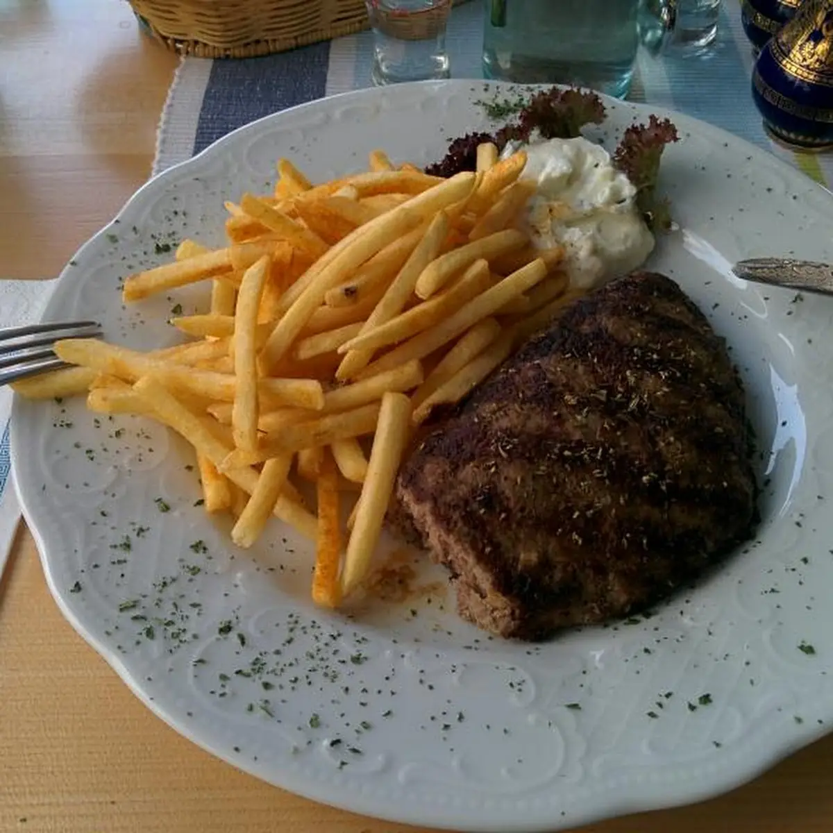 Bifteki, Restaurant Nefeli