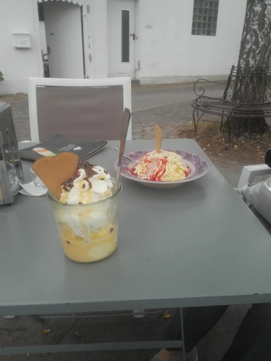 Spaghetti Eis