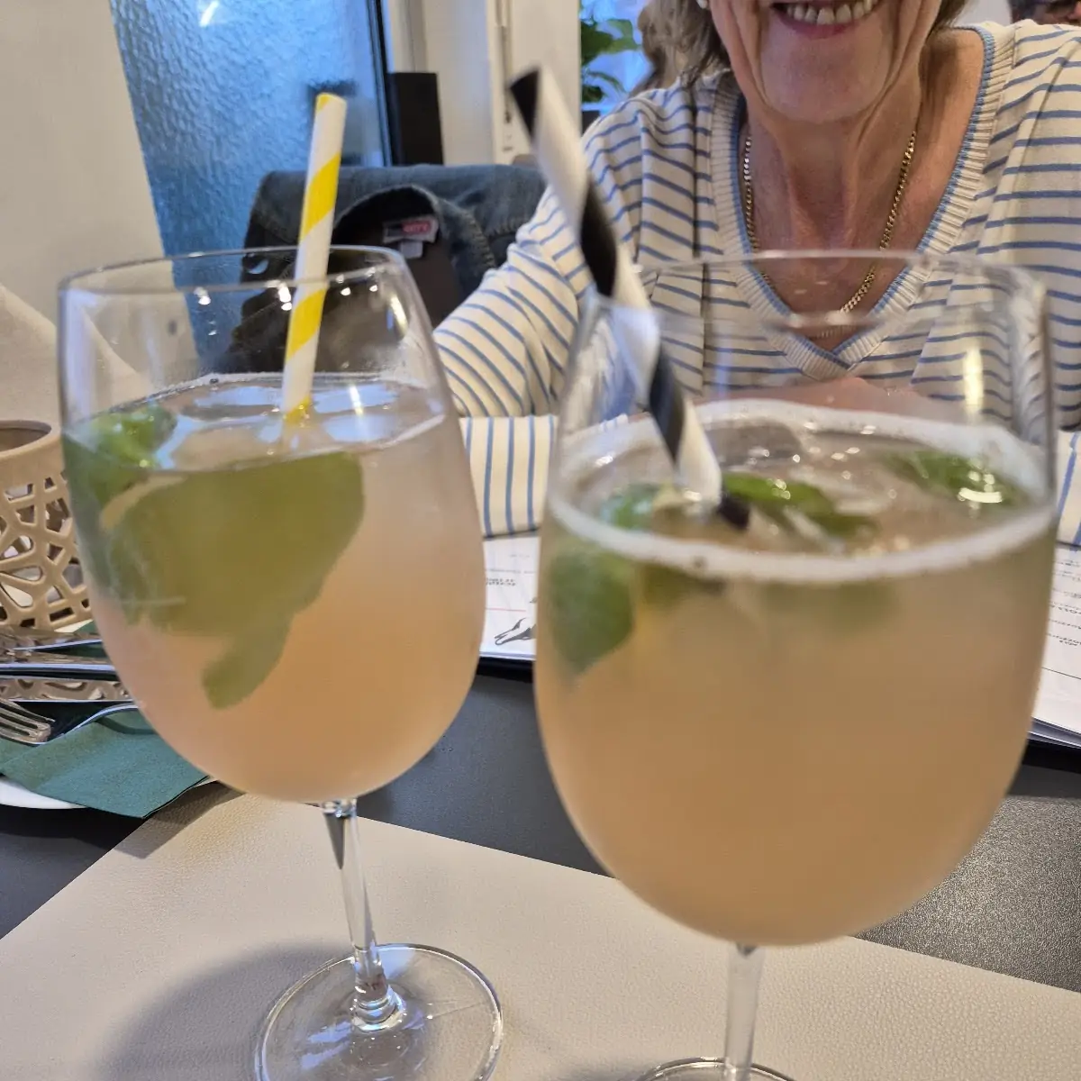 Rhabarber Spritz