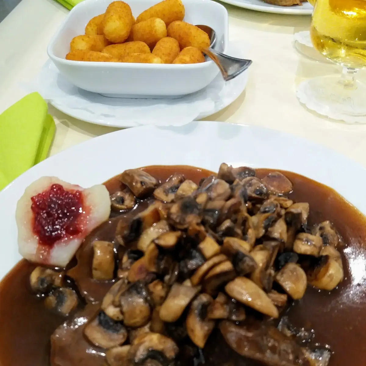Hirsch Mit Champignons