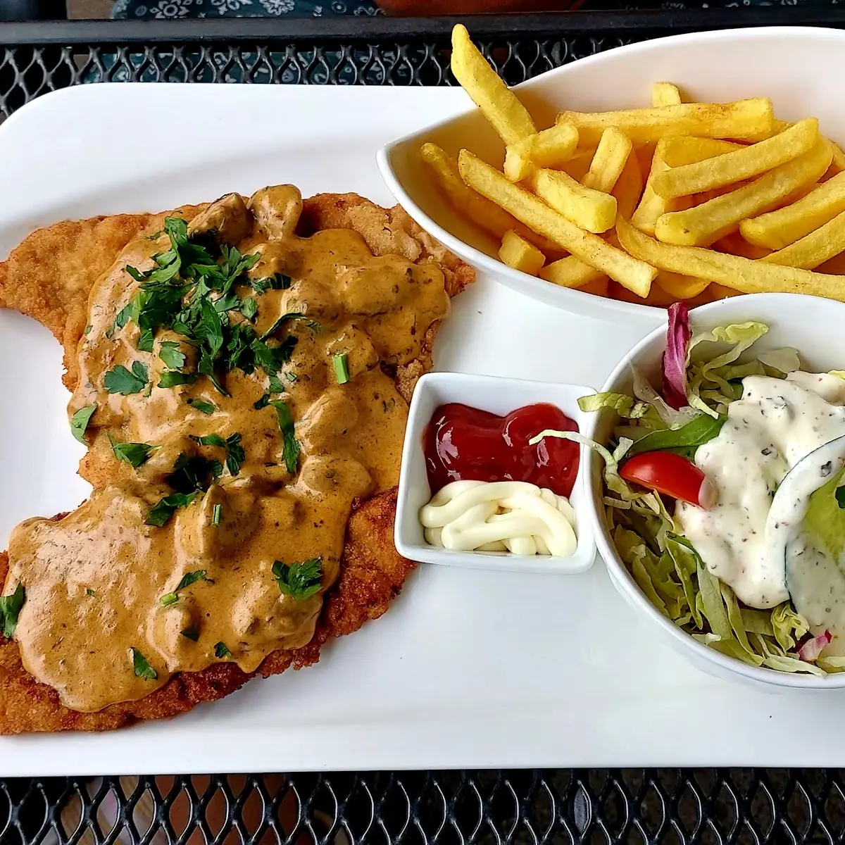 Paprika Schnitzel, Fürstentalklause
