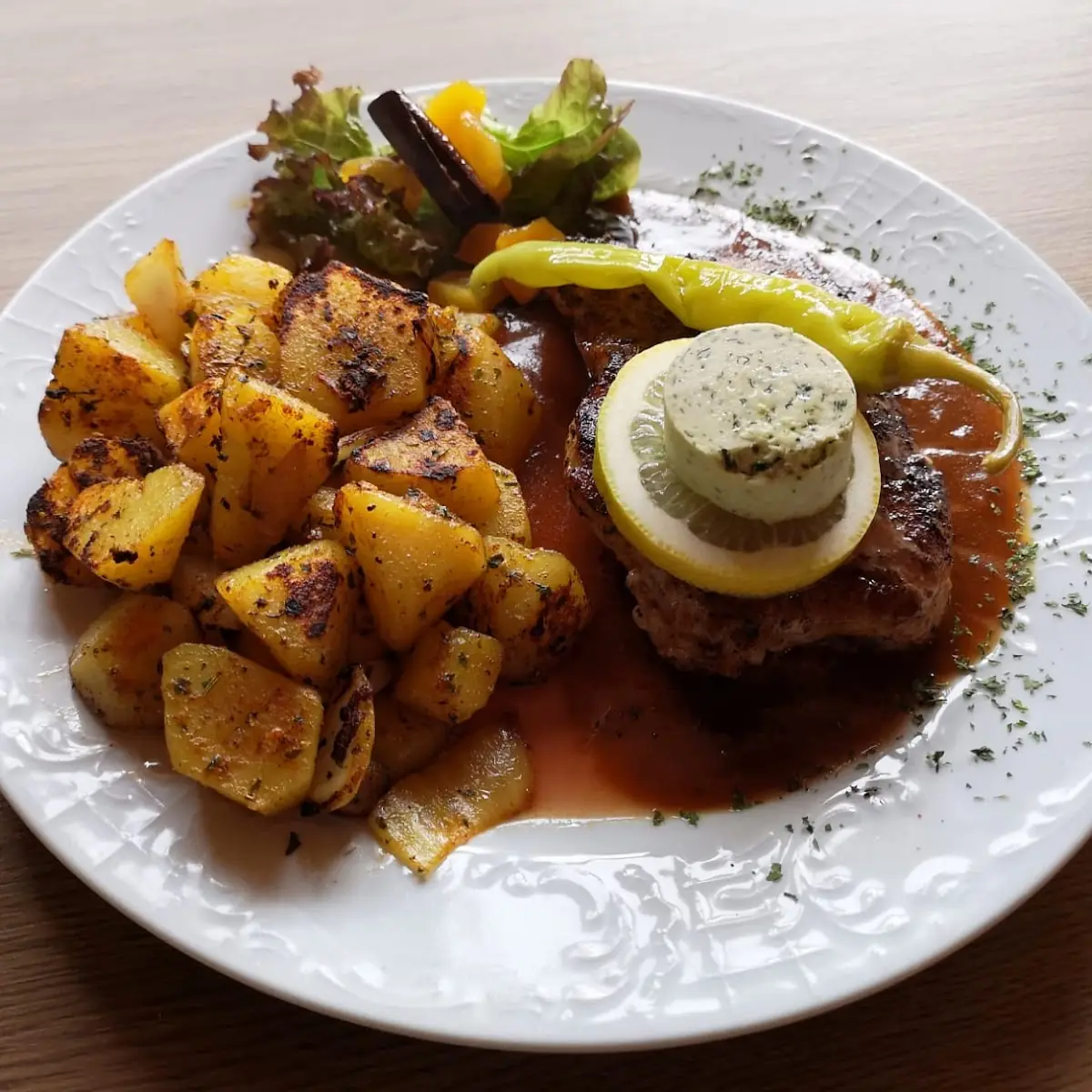 Highlights, Gasthaus & Pension Schumbert