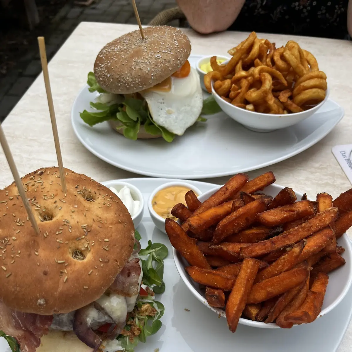 Burger Do It Yourself, Die Burgermeisterei im Ritter