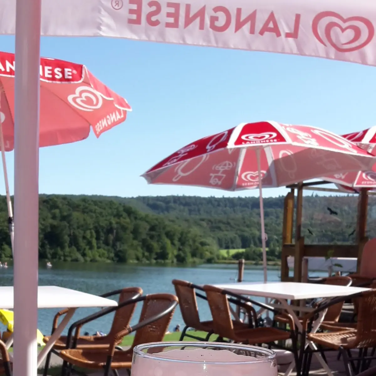Weizenbier, Wirtshaus am See
