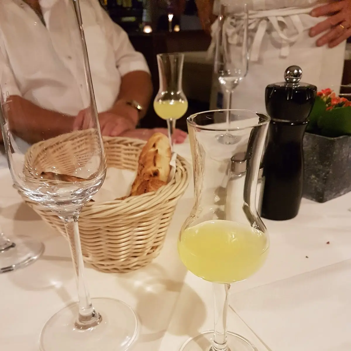 Limoncello, Ristorante Riviera
