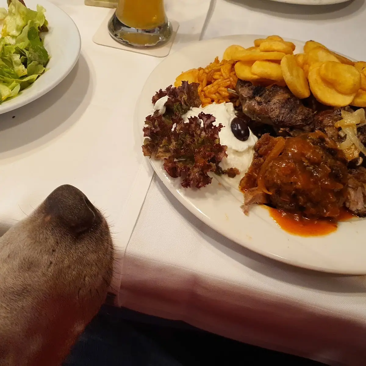 Grillteller, "Restaurant Rhodos" Griechische Spezialitäten