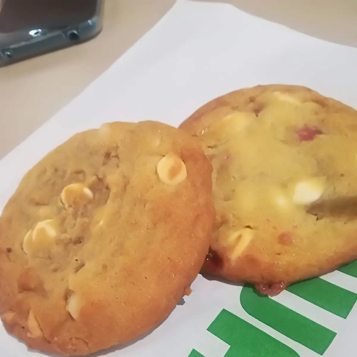Cookie Macadamia, Subway