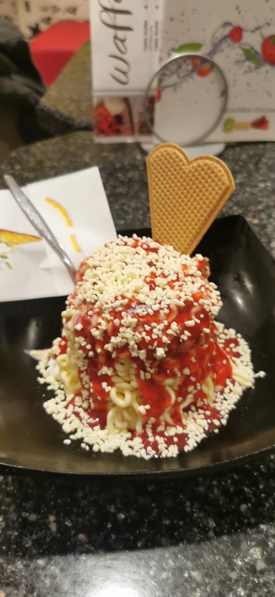 Spaghetti Eis