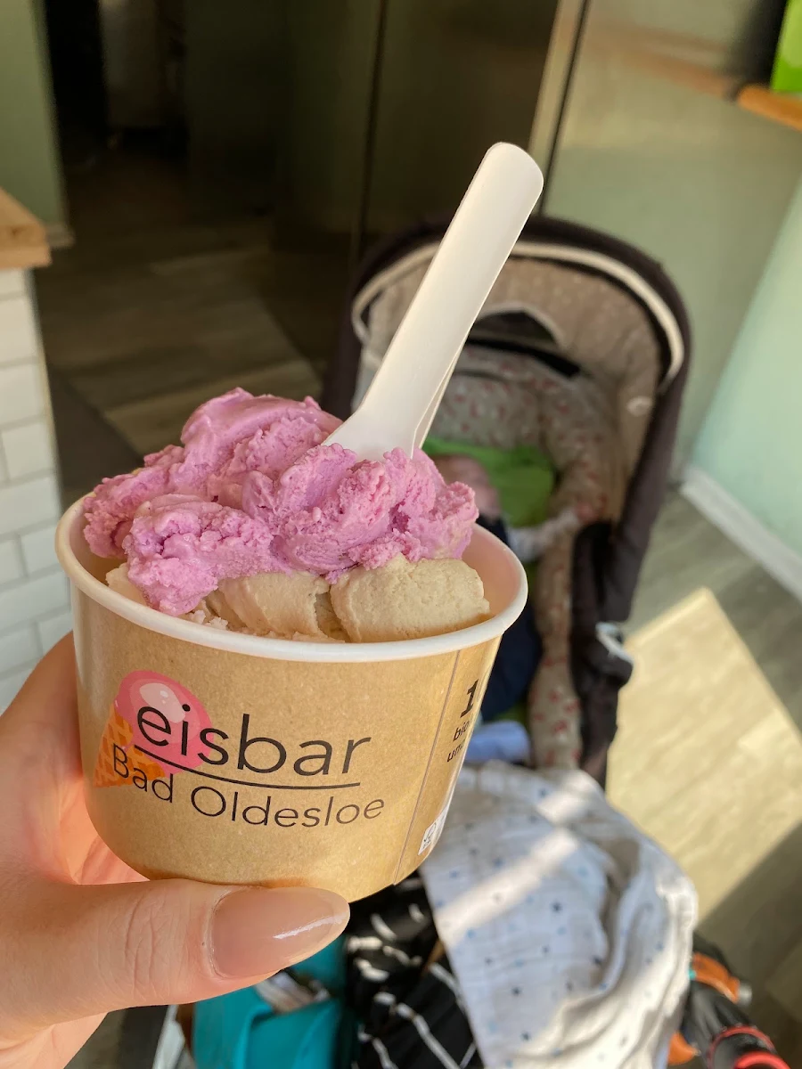Drachenfrucht Und Haselnuss, eisbar Bad Oldesloe