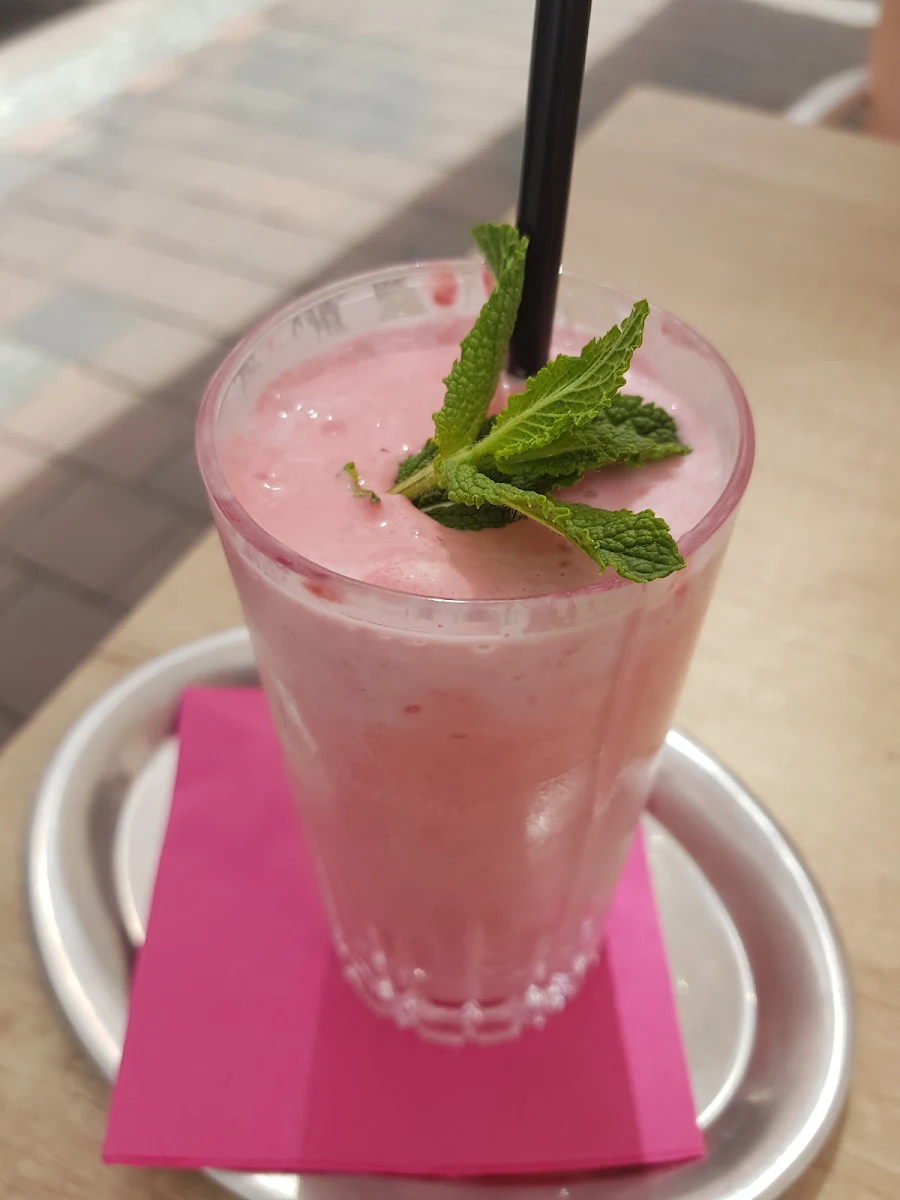 Himbeer Milchshake, Café Belstner