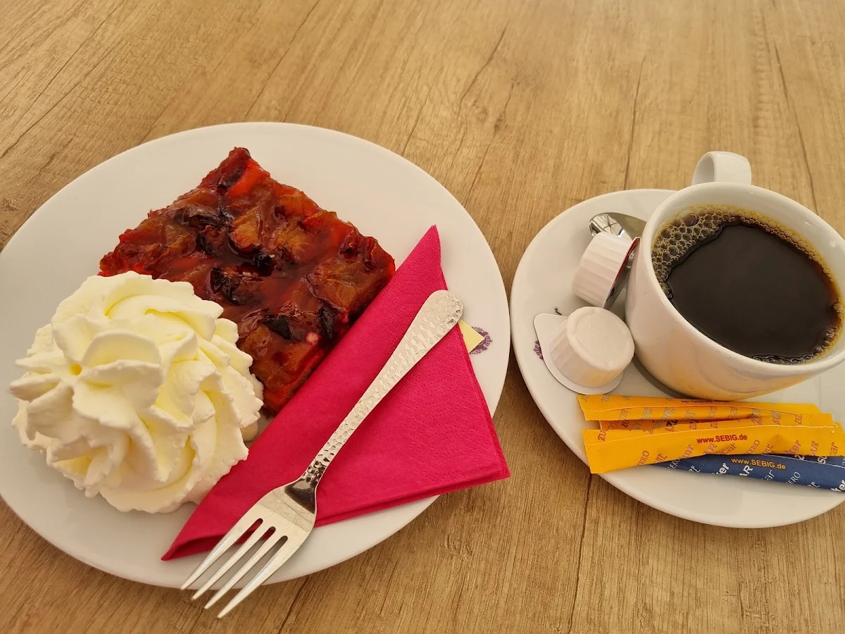 Zwetschgendatschi, Café Belstner