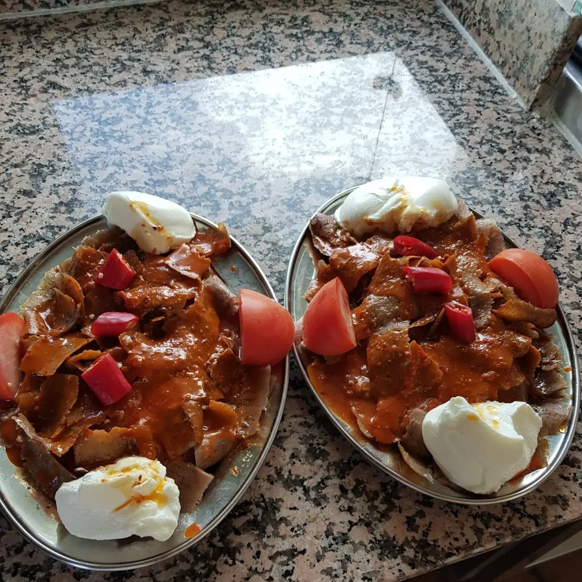 İskender, ADAMOS Döner Kebap