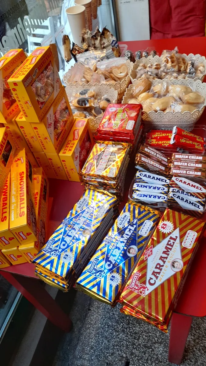 Biscuit, Caffè Nero