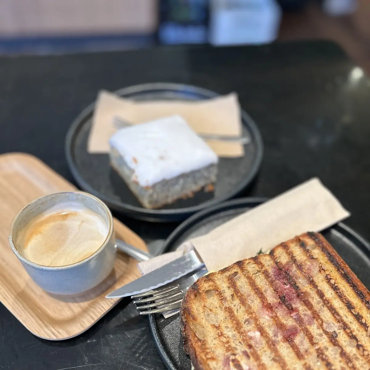 Pesto Käse, Bean There