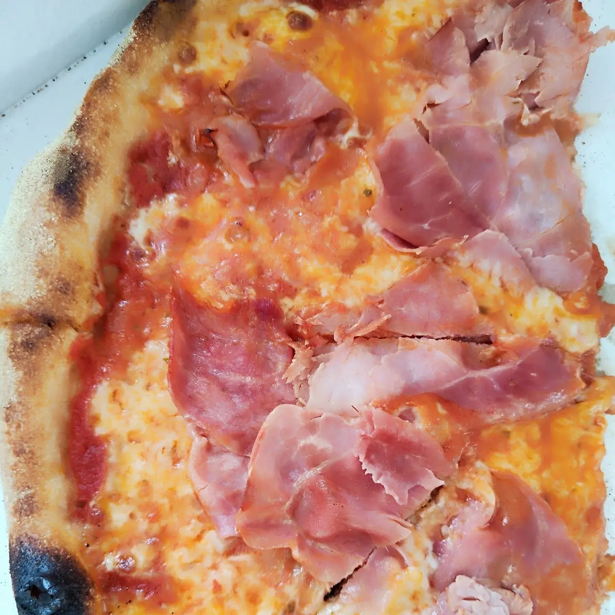 Prosciutto, Pizza Durres