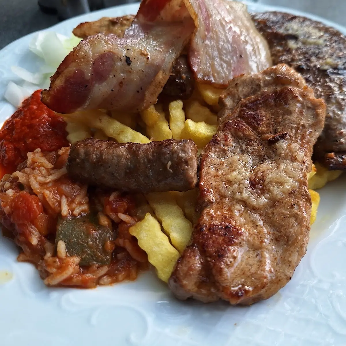 Highlights, Gaststätte "Bei Uns"