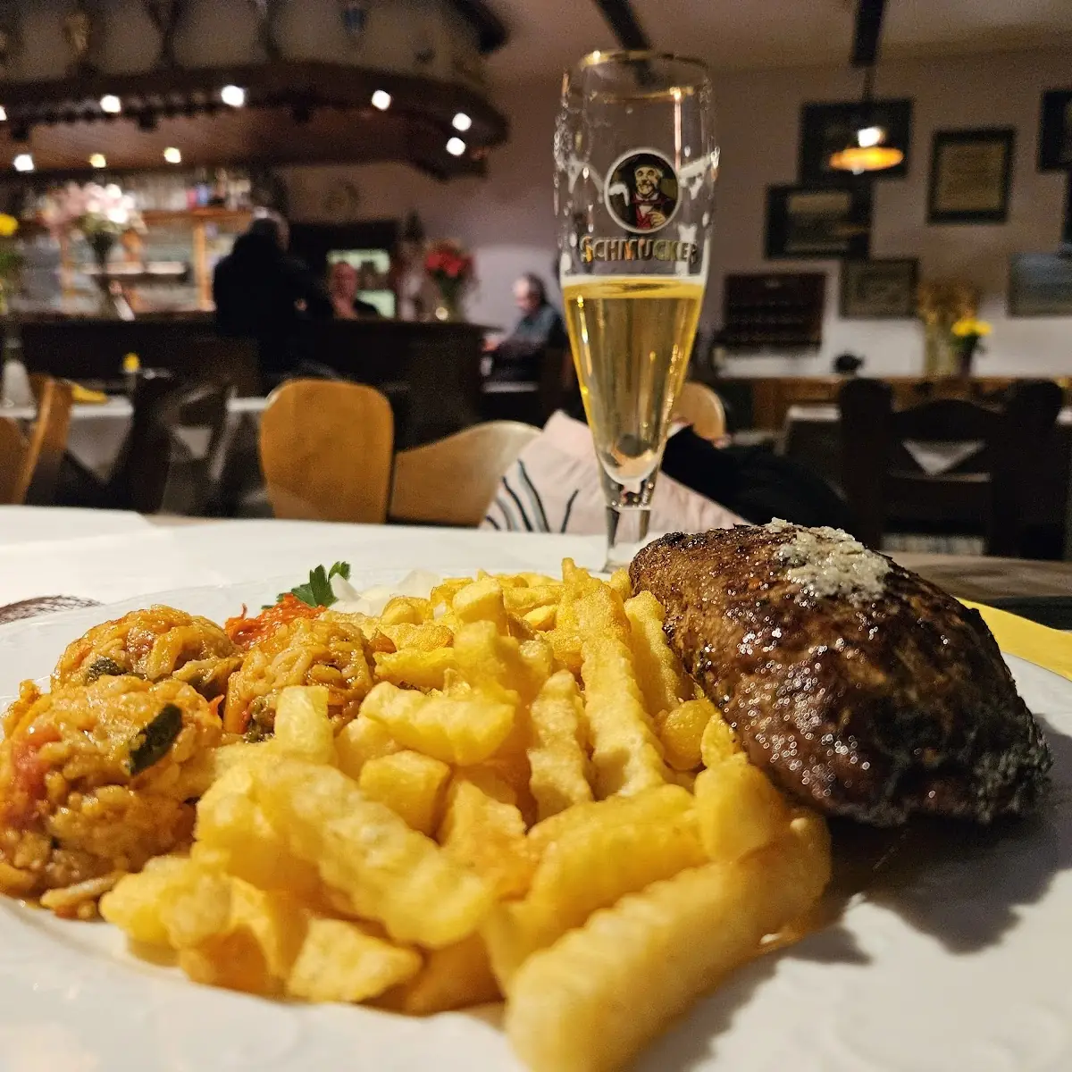 Highlights, Gaststätte "Bei Uns"