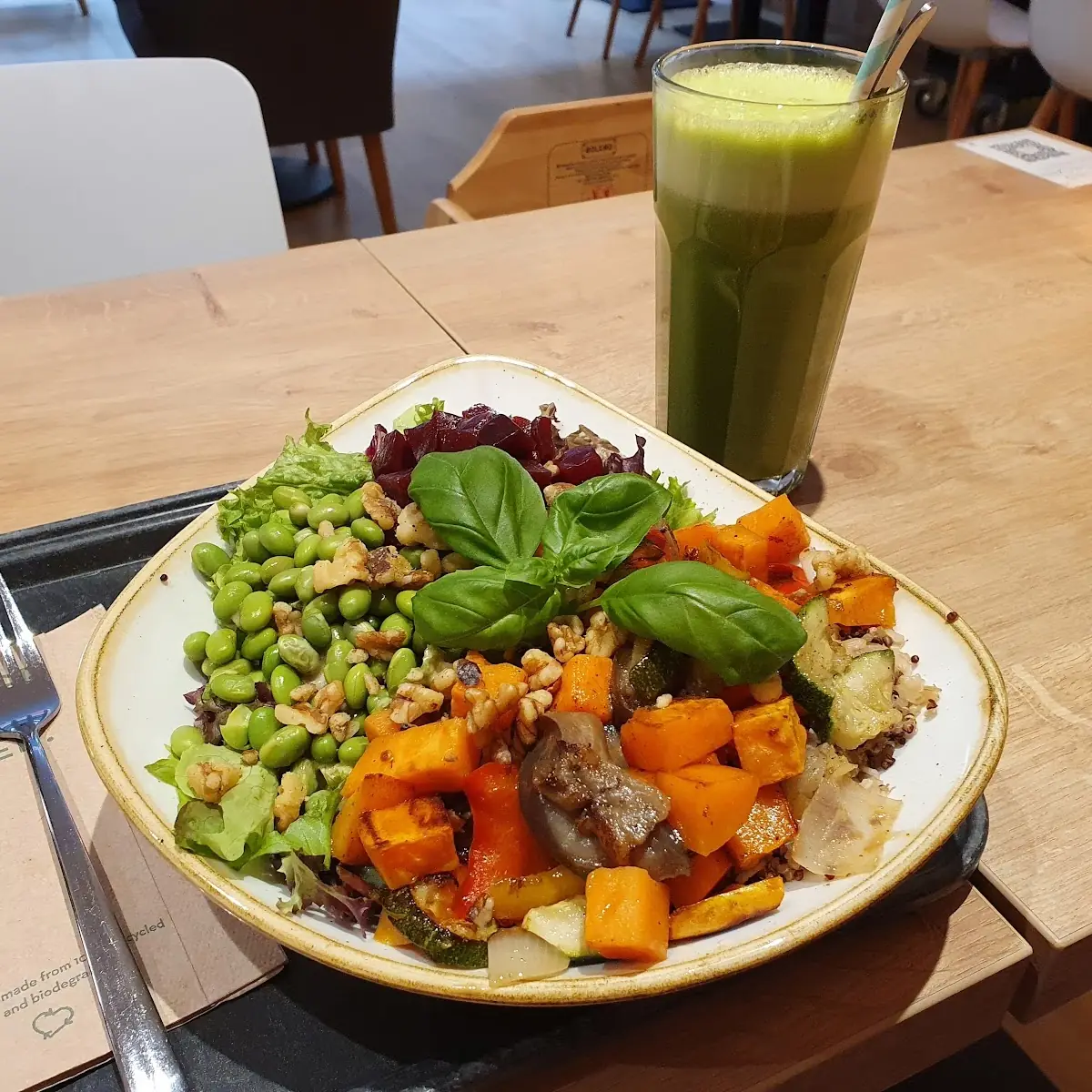 Saft, dean&david | Bowls, Salate, Curries & Snacks in der City Galerie Wolfsburg