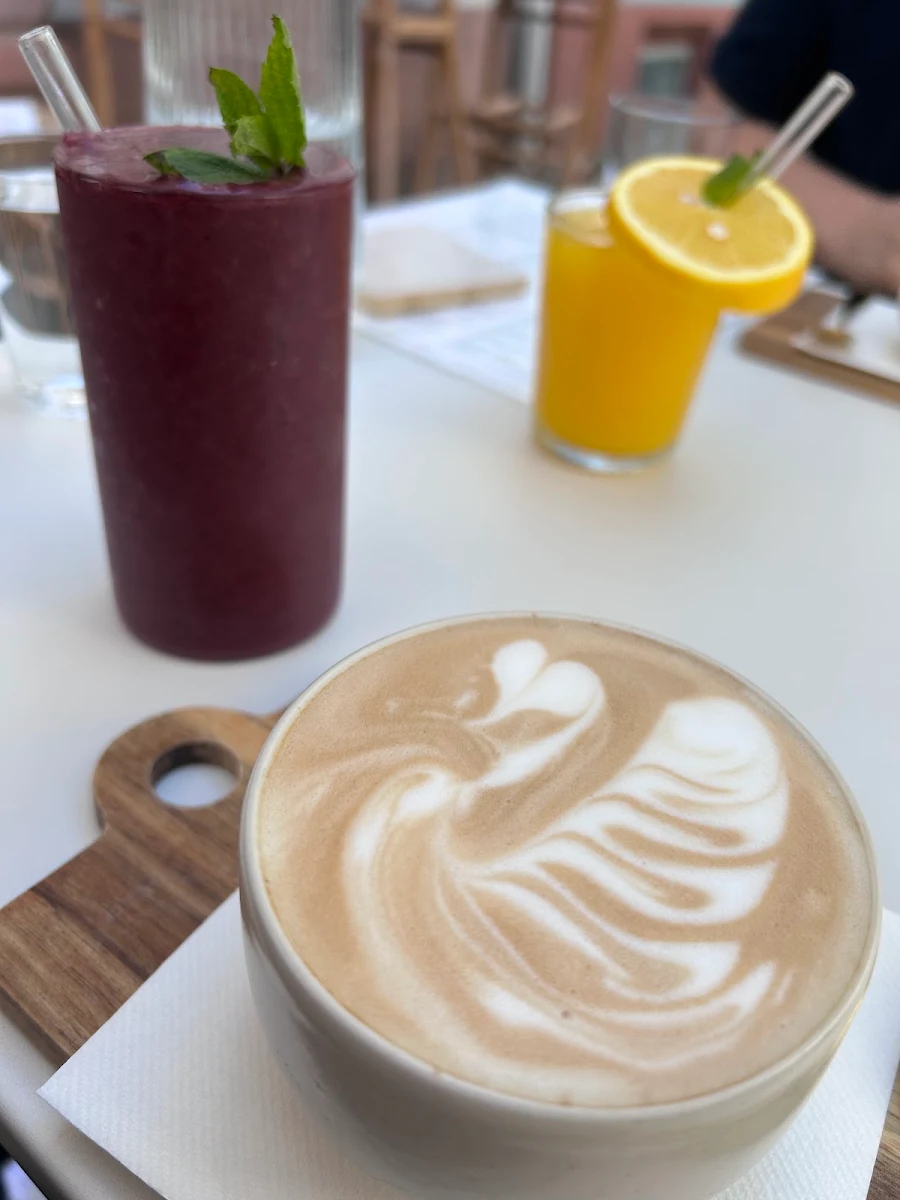 Saft, Yollie - Popice Café & Concept Store