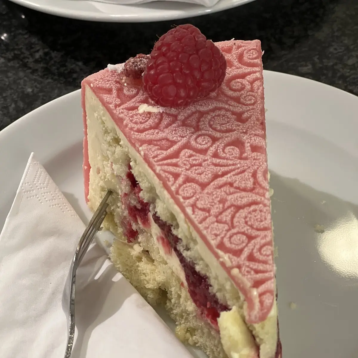 Marzipantorte, Casa Beef