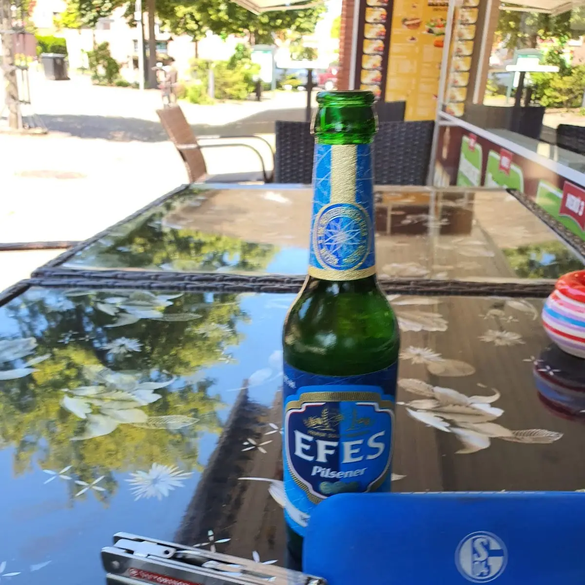 Bier, KRAL Döner & Pizza