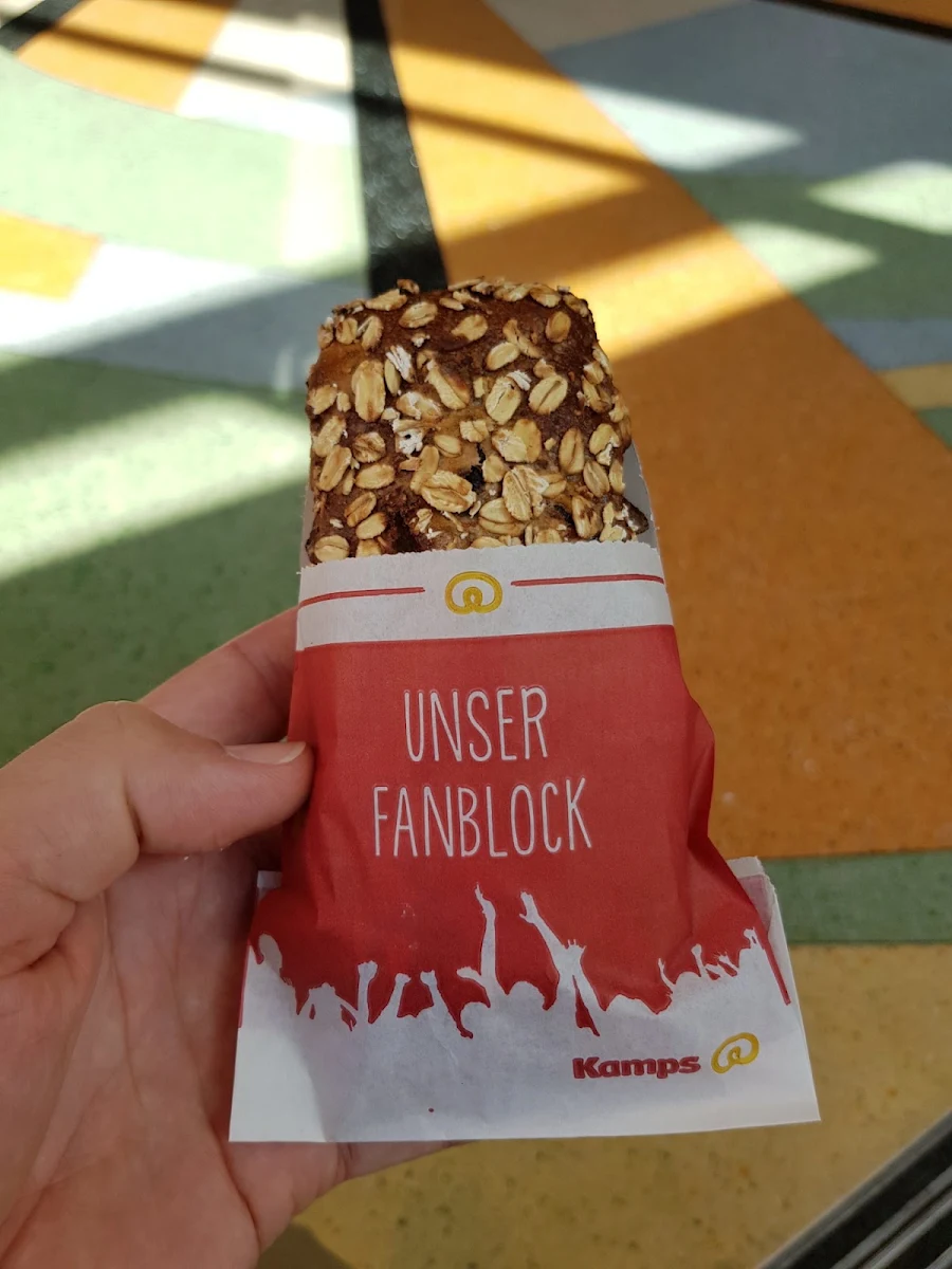 Fruit Bread, Kamps Bäckerei mit Backstube