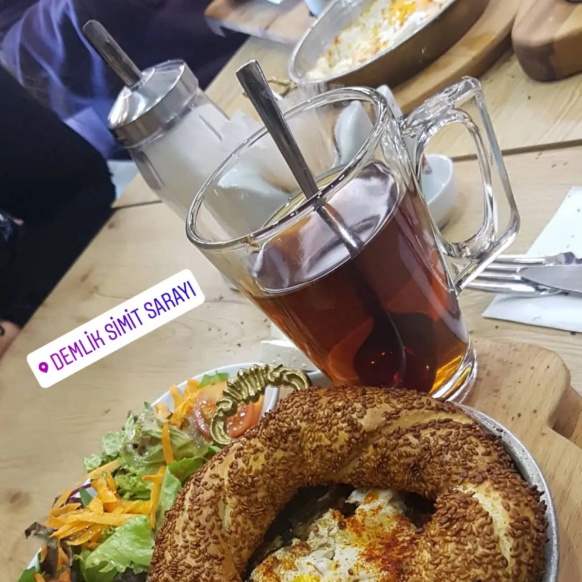 Kahvaltı, Demlik Künefecim Café