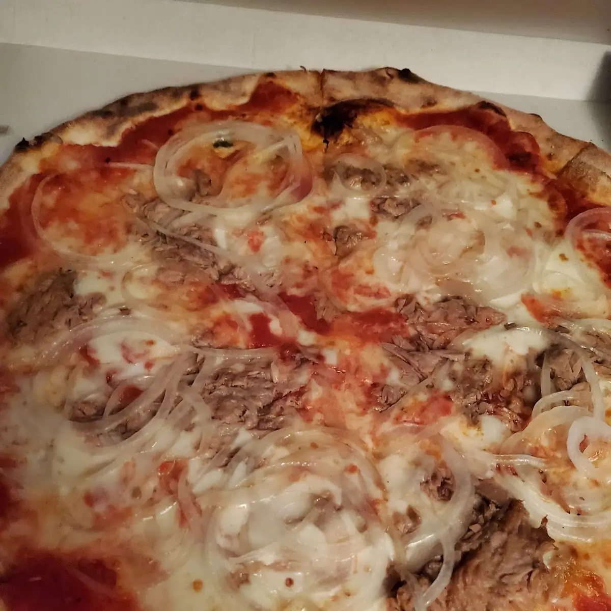 Pizza Thunfisch