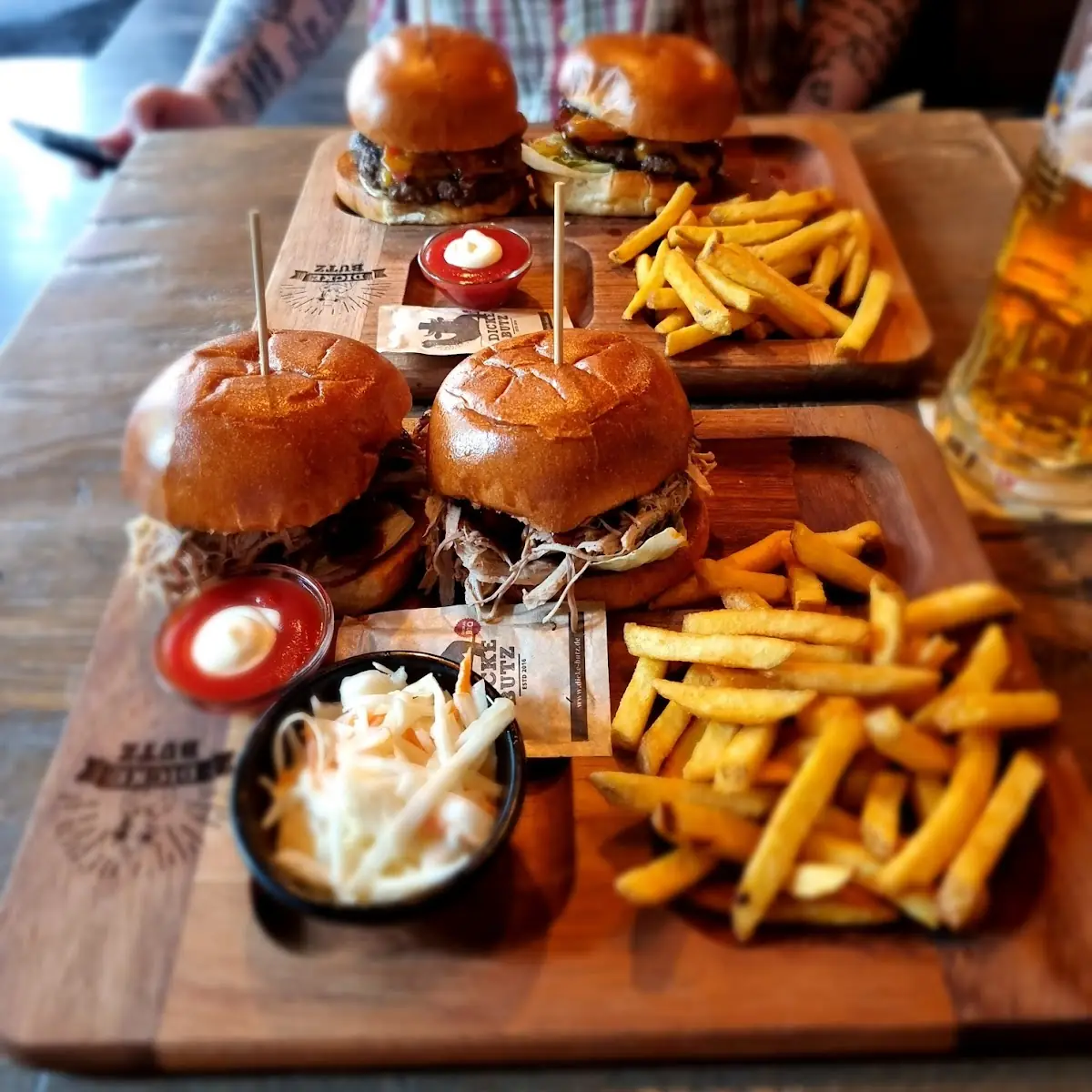 Pulled Pork Burger