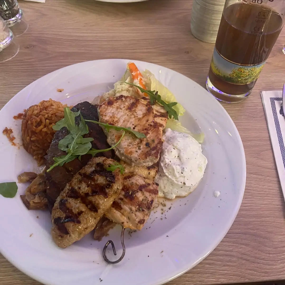 Grillteller, SIRTAKI • Griechisches Restaurant
