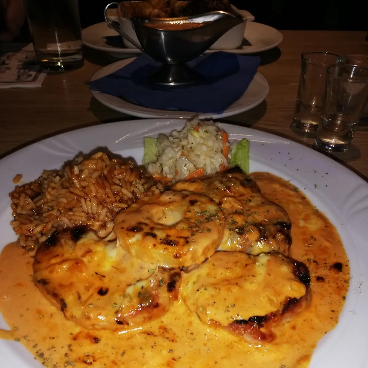 Schweinefilt, SIRTAKI • Griechisches Restaurant
