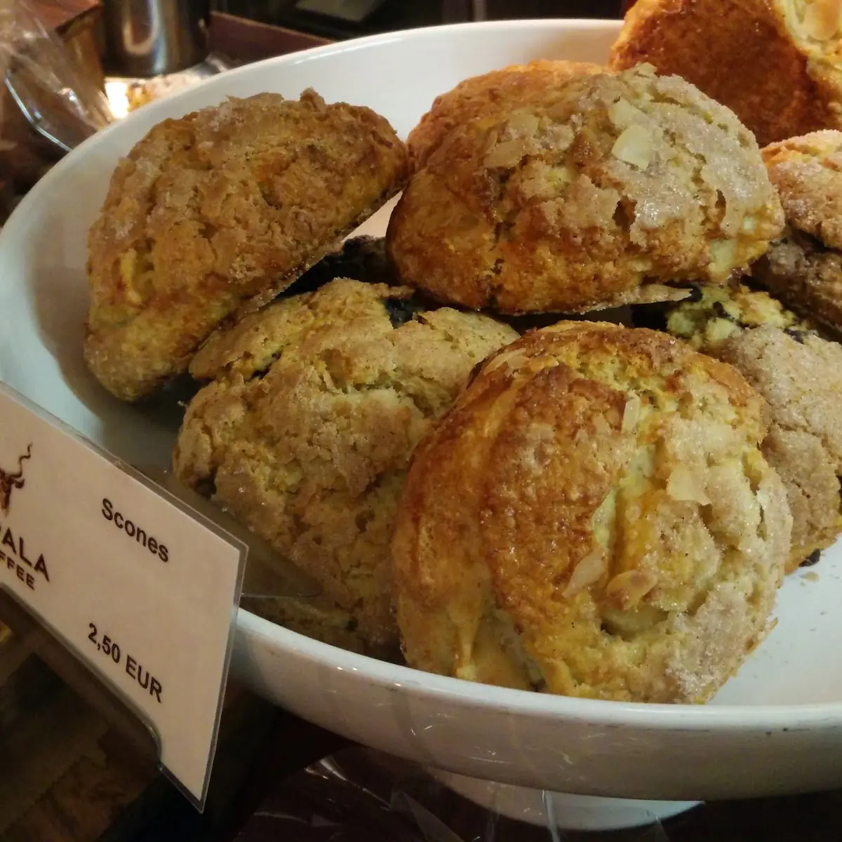 Scones, IMPALA COFFEE | Prenzlauer Berg – Café & Bagels