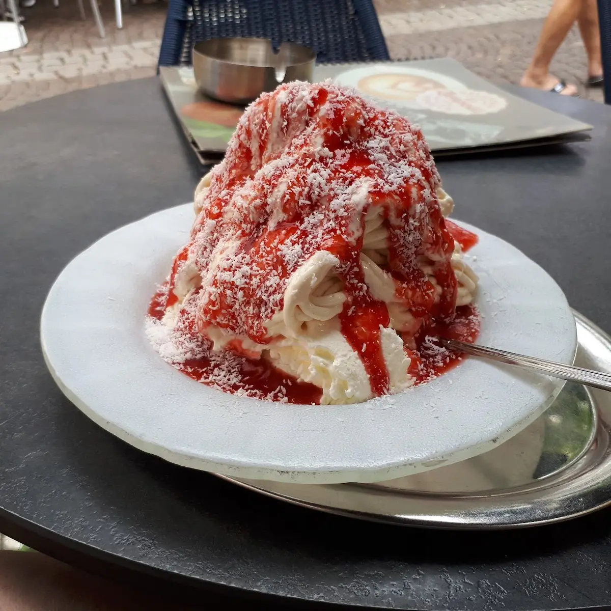 Spaghetti Eis
