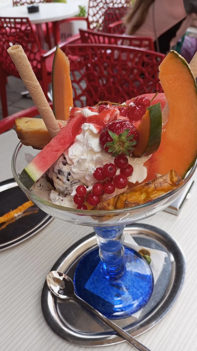Fruchtbecher