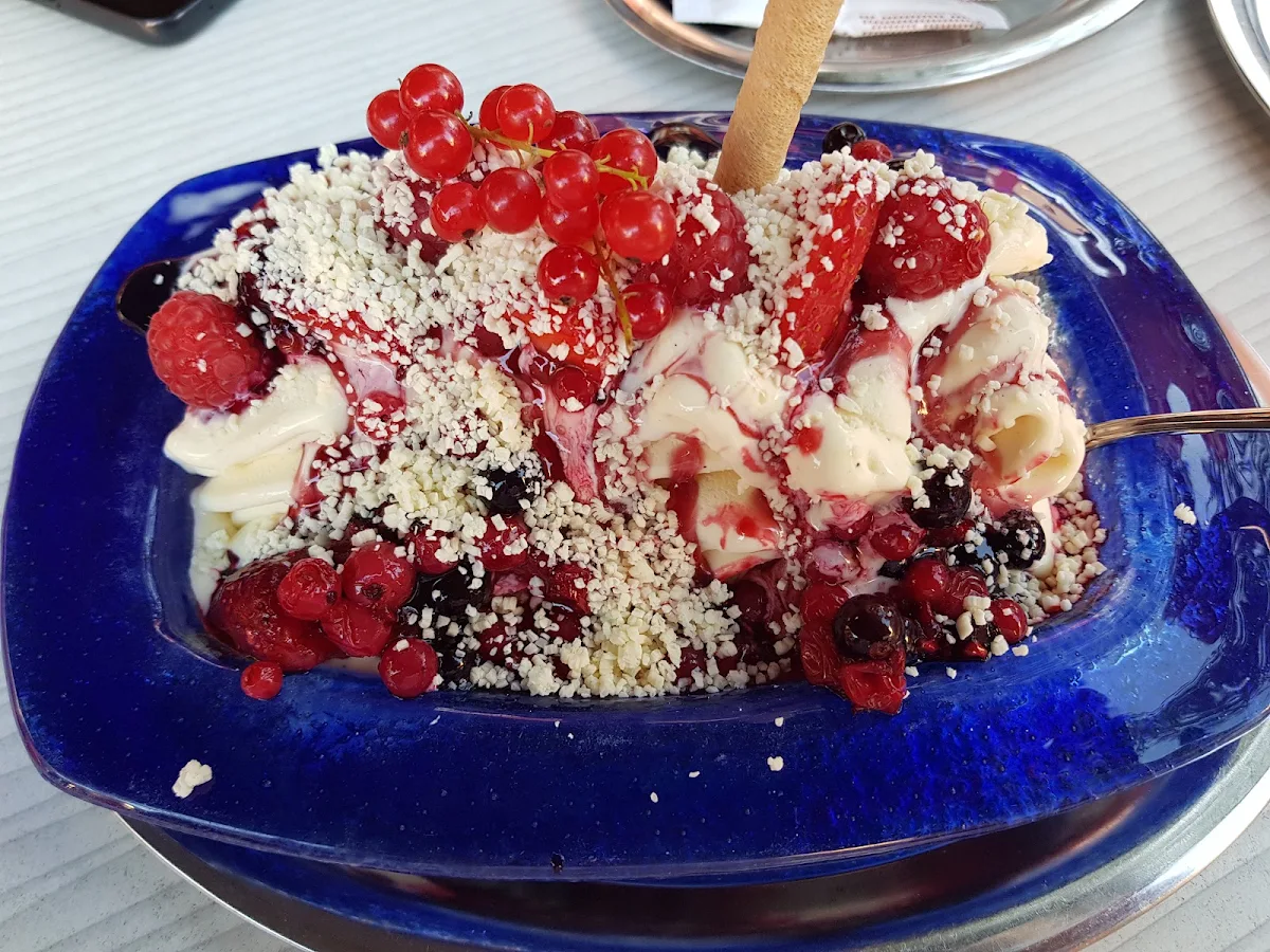Waldbeerbecher