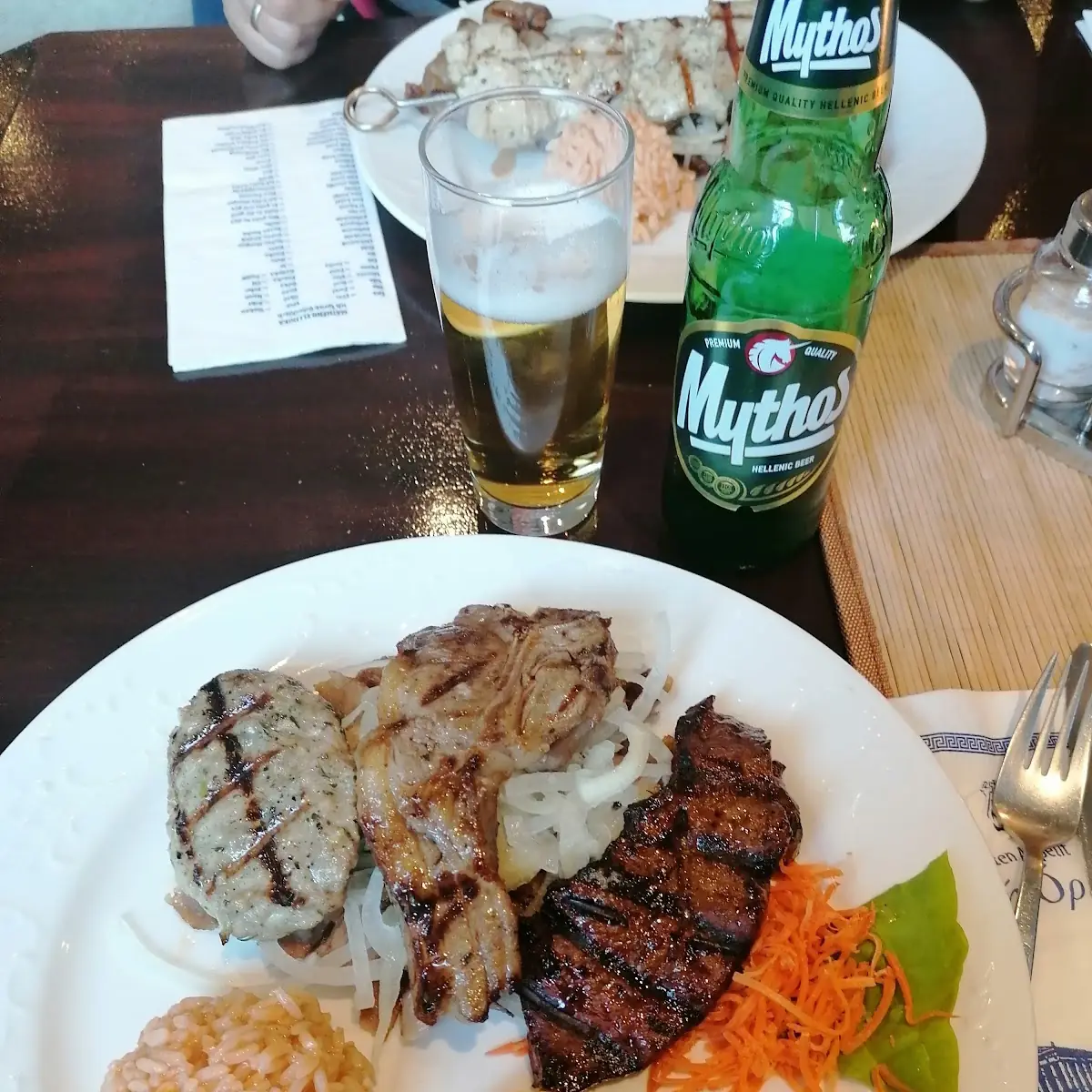 Hellas Platte