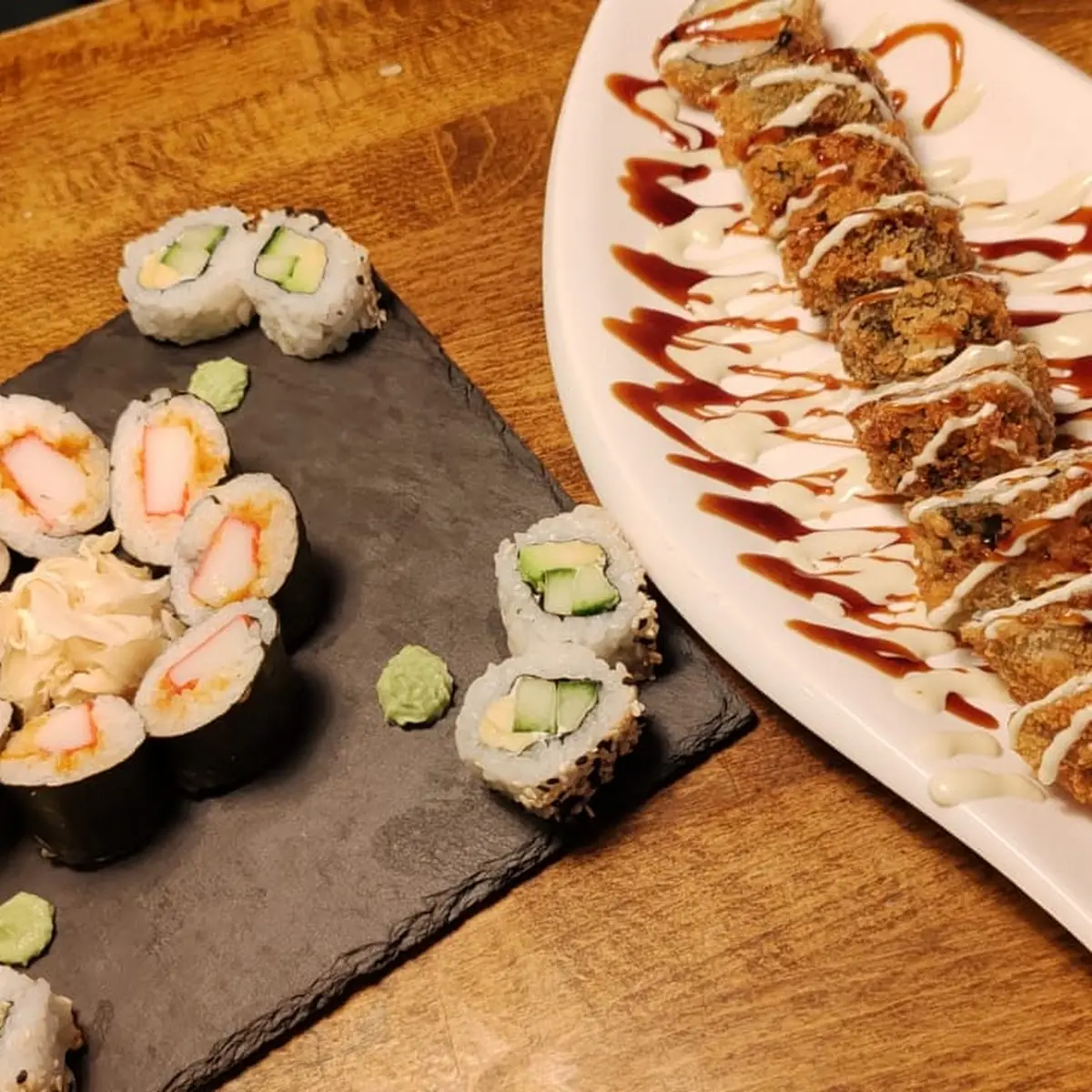 Highlights, Slot Café & Sushi