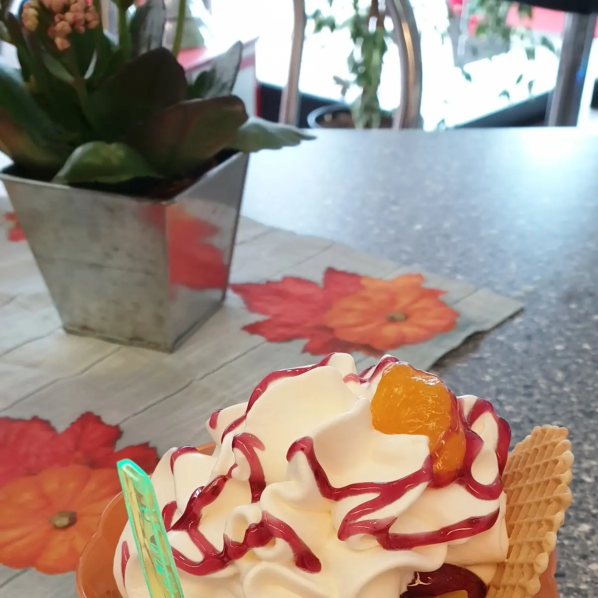 Fruchtebescher Eis, Wennel-Eis