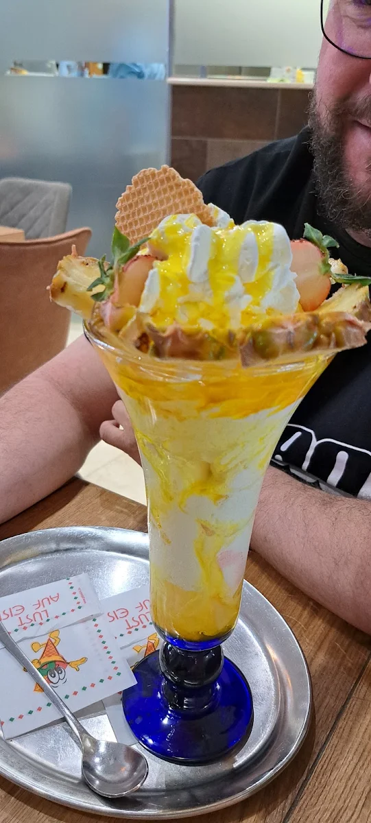 Ananas Becher, Eiscafé Peppone Kohlscheid