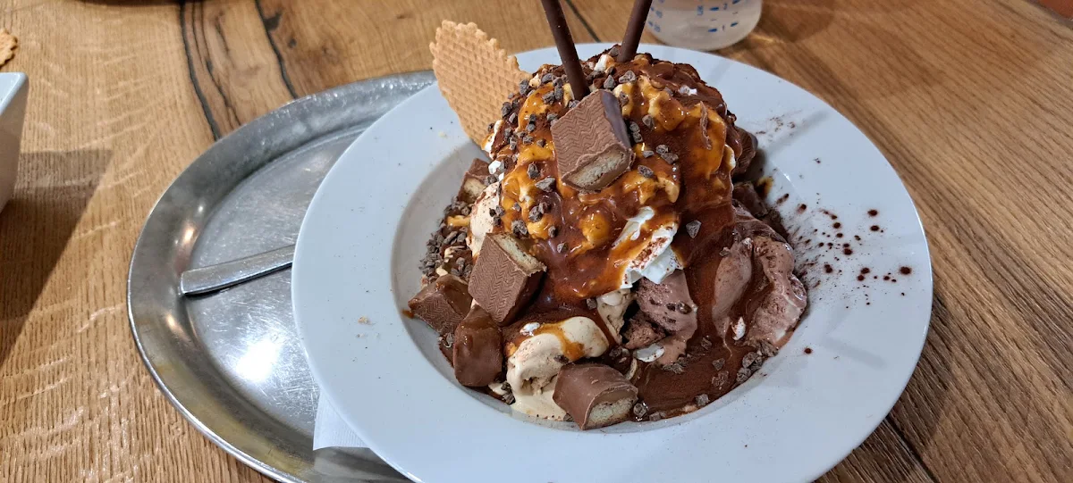 Gemischter Eis, Eiscafé Peppone Kohlscheid