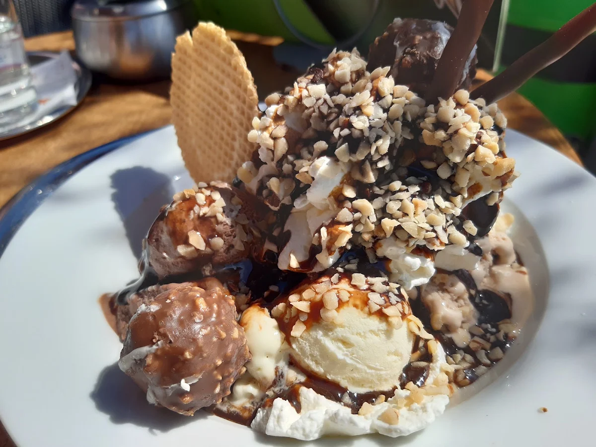 Rocherteller, Eiscafé Peppone Kohlscheid