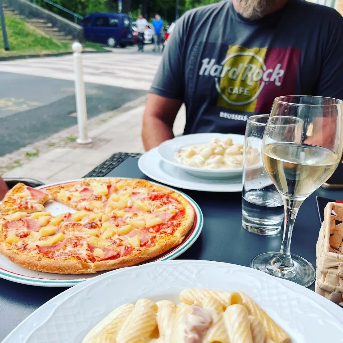 Highlights, Pizzeria Santa Lucia