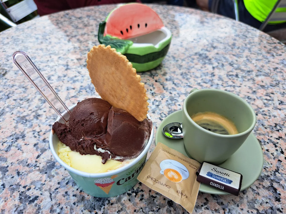 Highlights, Eiscafé Carmen