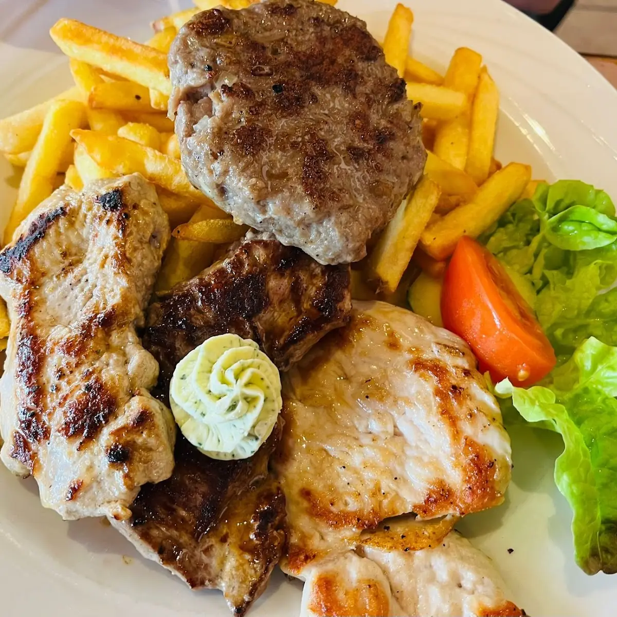 Grillteller, Bayrische Stube im Haus des Gastes