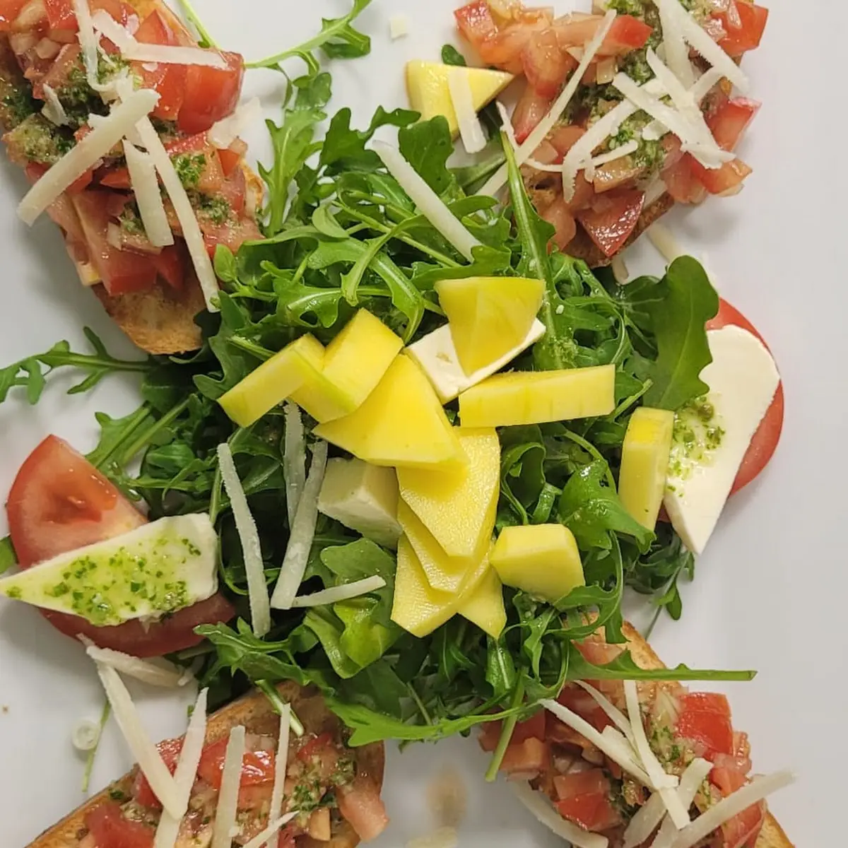 Highlights, Papagei Eiscafé & Pizza