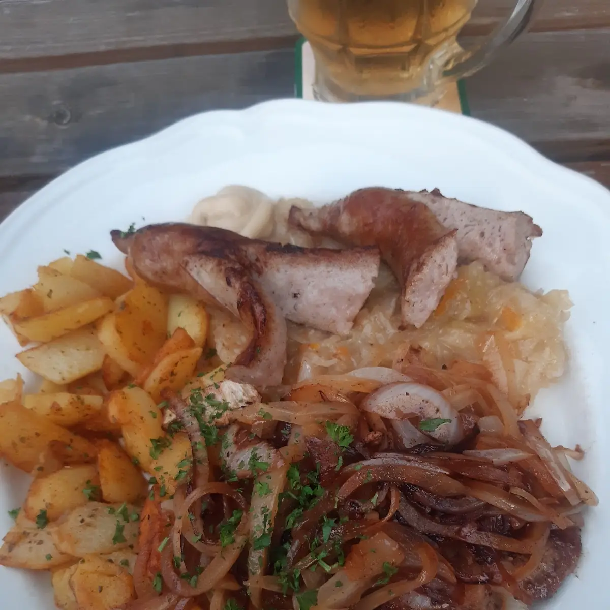 Thüringer Bratwurst, Thüringer Stuben