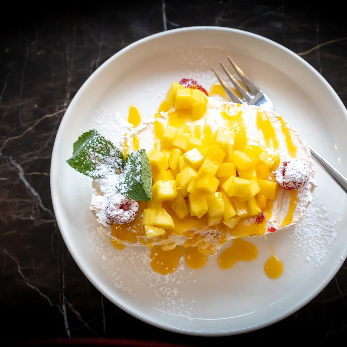 Mango, Pavlova Cafe