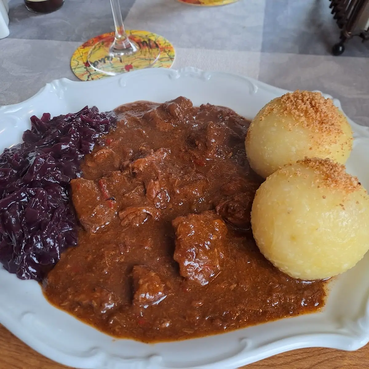 Rindergulasch, Restaurant Gemeinschaftshaus "G-Haus"