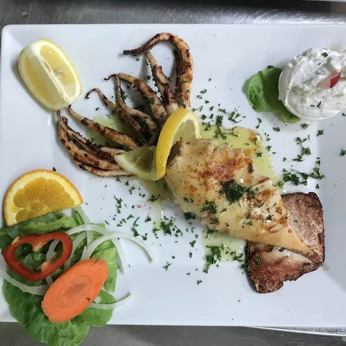 Highlights, Griechisches Restaurant Zum Löwen UND (Abholservice)